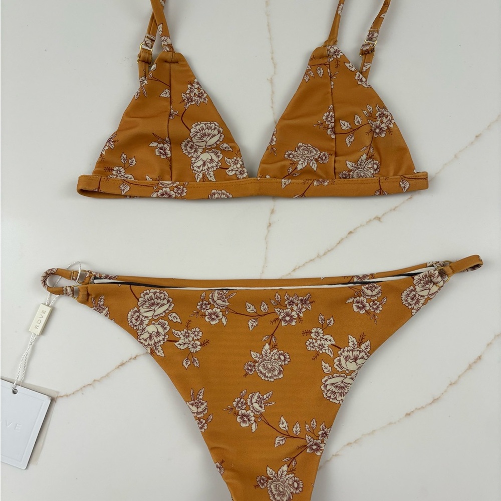 ROVE Monochrome Striped Swimwear